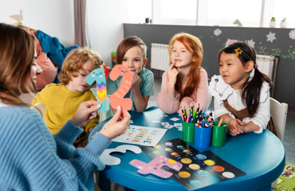 Créer un Environnement Épanouissant pour les Enfants : Le Rôle des Crèches